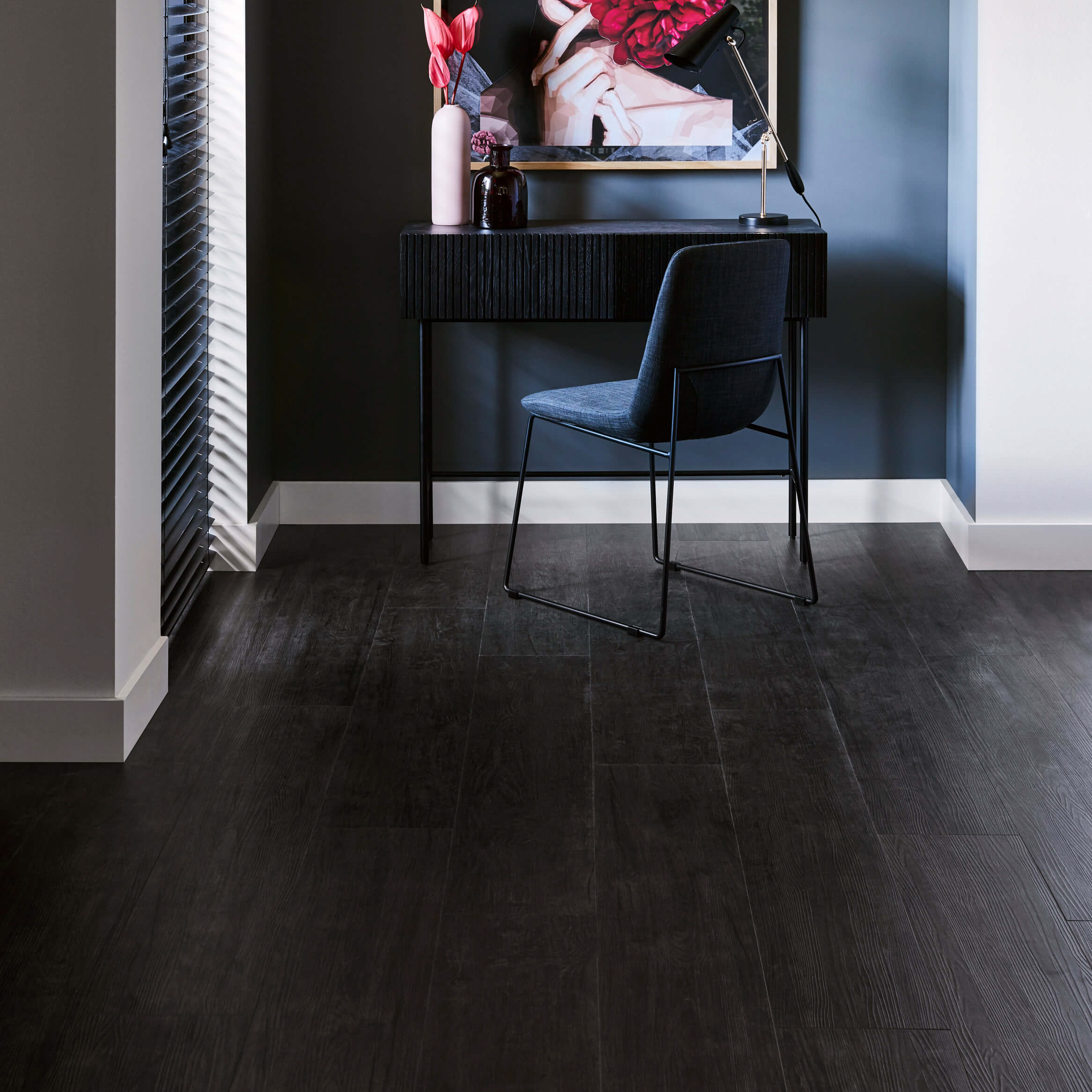 Bold Black & White Flooring for Your Home